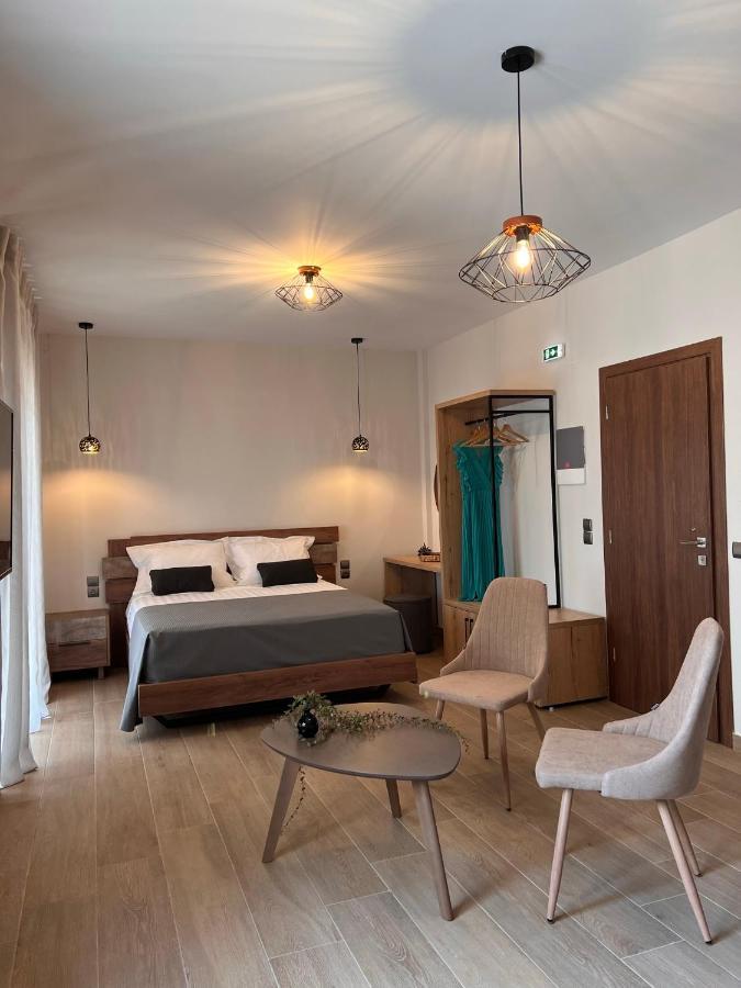 Michelangelo Suites And Apartments Valanidorachi Eksteriør bilde