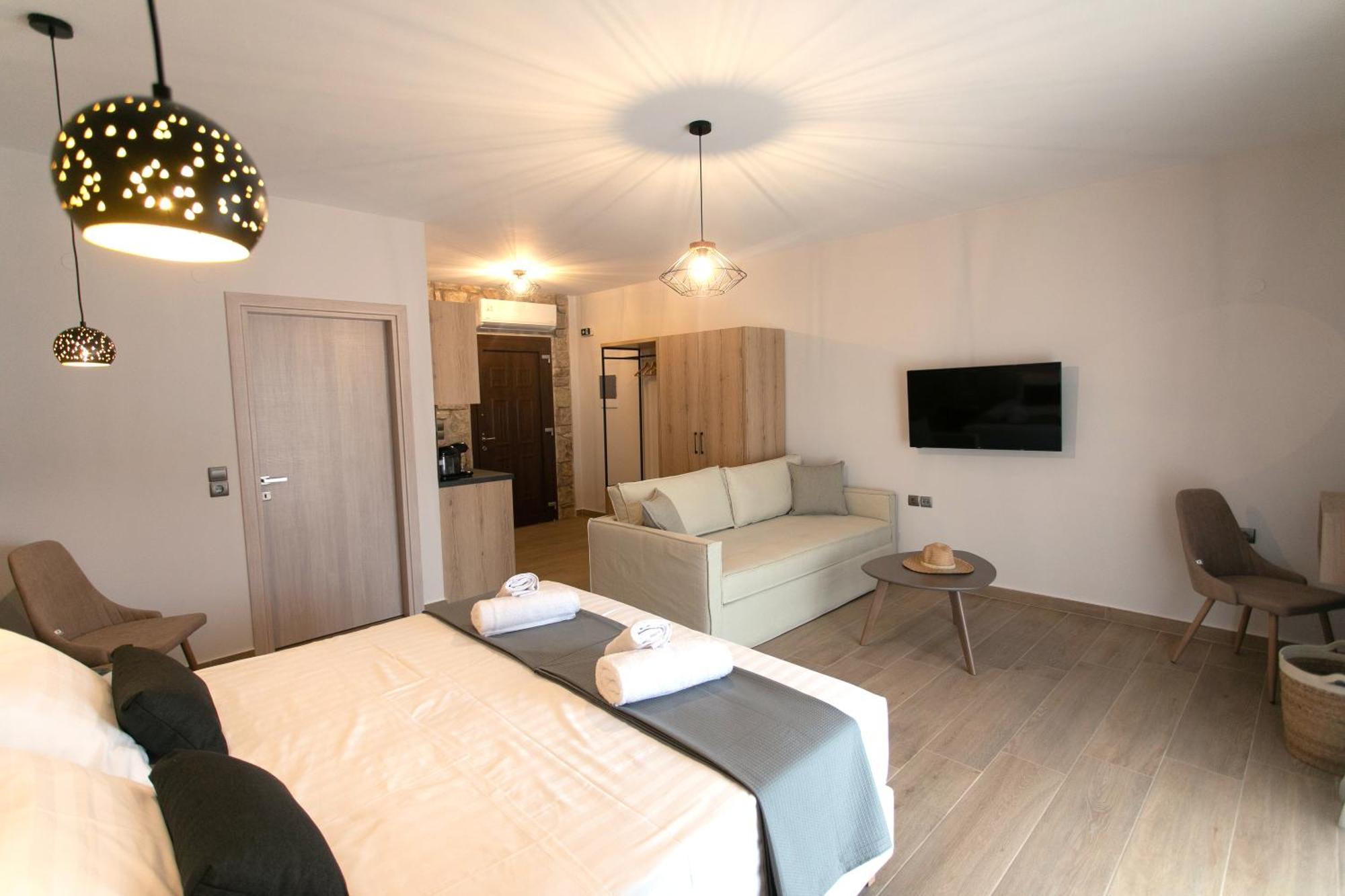 Michelangelo Suites And Apartments Valanidorachi Eksteriør bilde